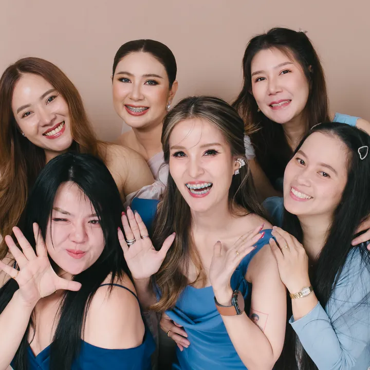 แก๊งเพื่อนสาว